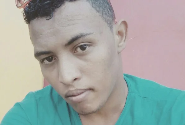 Jovem comete suicídio em Pilões