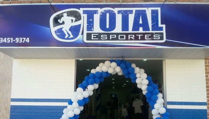 TOTAL ESPORTES: Inaugurada a mais completa loja de artigos esportivos de Guanambi