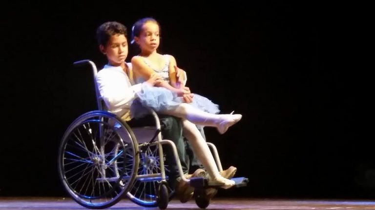 Diversidade é a minha identidade: Emocionante apresentação dos alunos do Colégio Pequeno Príncipe