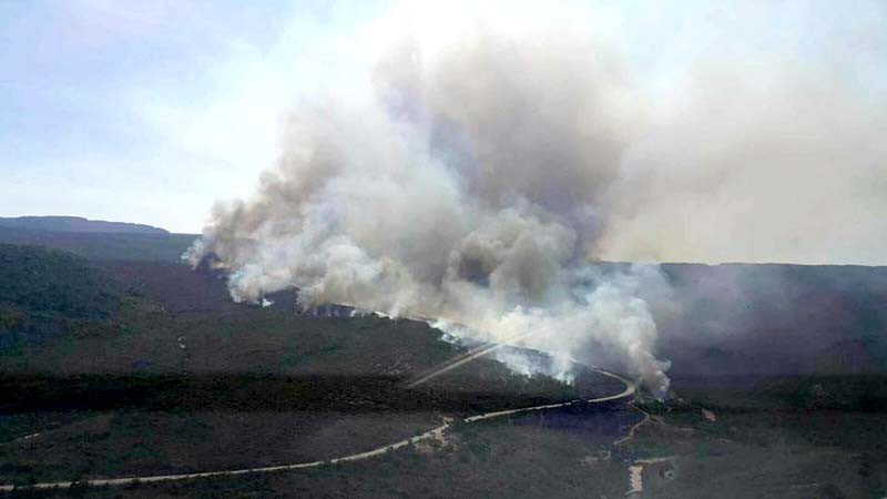 Incêndio gigantesco está consumindo o Parque Nacional da Chapada Diamantina