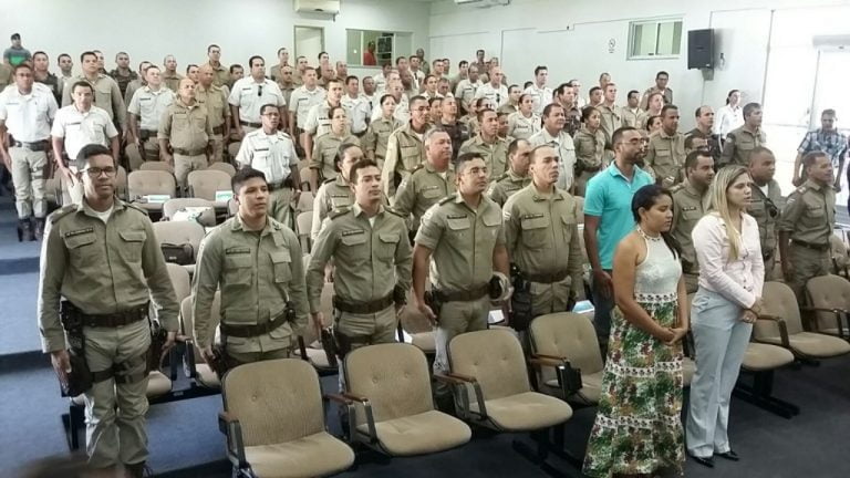 PARADA DA POLICIA MILITAR APRESENTA NÚMEROS PARA A SOCIEDADE GUANAMBIENSE