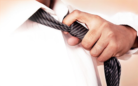 OAB-BA edita norma que torna facultativo paletó e gravata para advogados