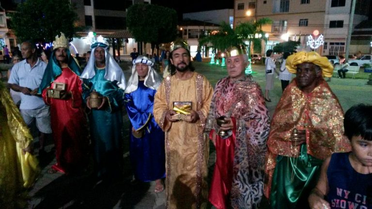 Terno de Reis se apresenta na praça do feijão nesta quarta-feira (06)