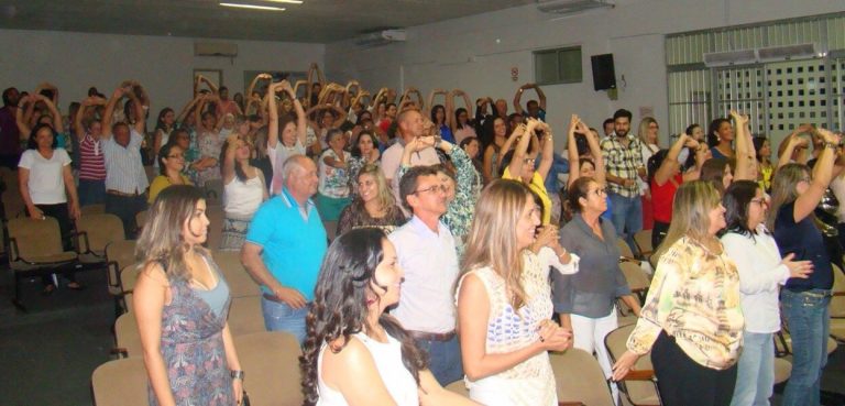 O Sol Interior: Palestra atrai bom público ao auditório da Câmara