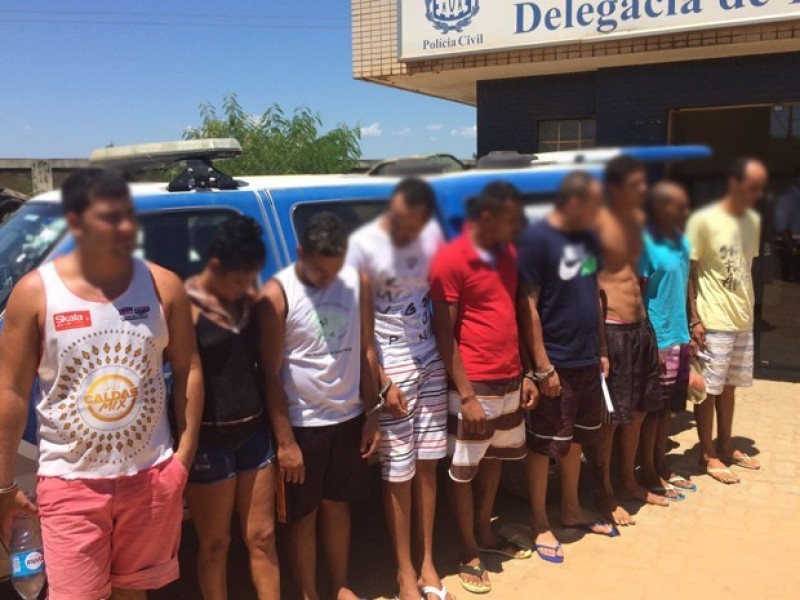 Operação prende 21 na Bahia por tráfico de drogas, roubos e homicídios