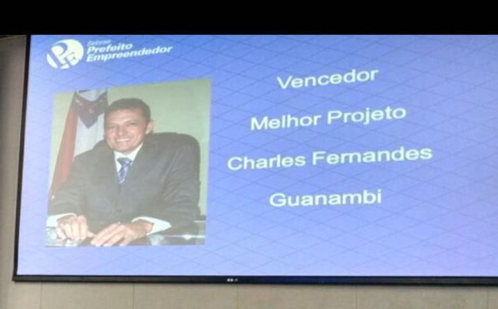 Charles Fernandes conquista pela terceira vez consecutiva o Prêmio Prefeito Empreendedor de Sebrae