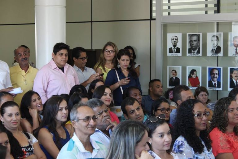 Prefeitura de Guanambi realiza posse de aprovados em concurso