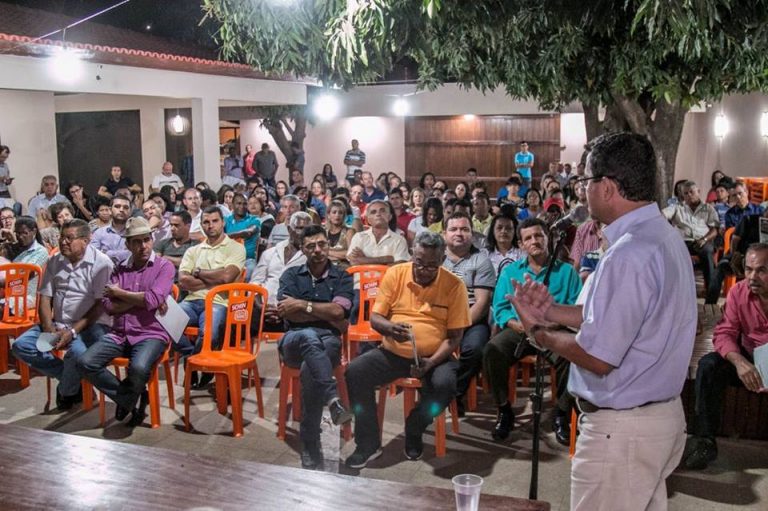 Reunião política ajuda a clarear cenário em Guanambi