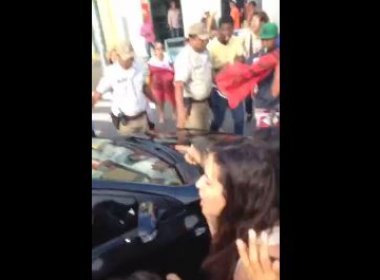 Geddel é expulso da prefeitura de Salvador sob gritos de ‘golpista’; veja vídeo