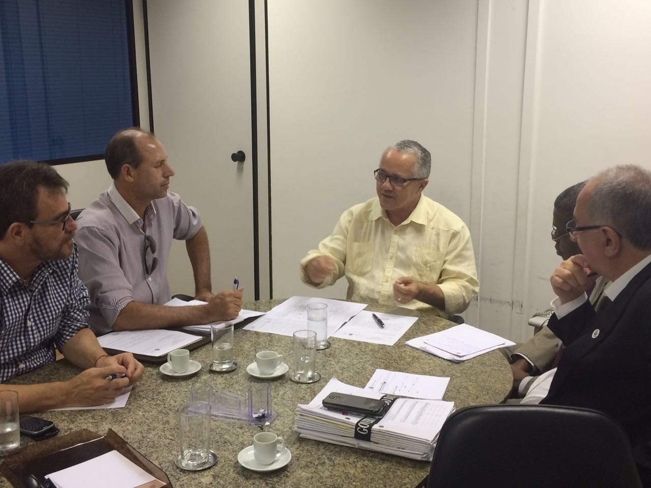 Reitor e diretor da Uneb Campus XII se reúnem com secretário Josias Gomes
