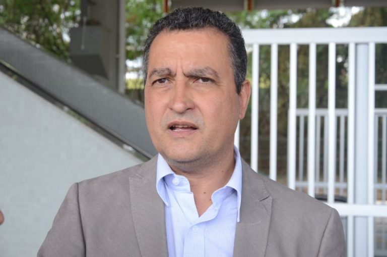 Rui Costa deve anunciar mini-reforma administrativa na próxima semana