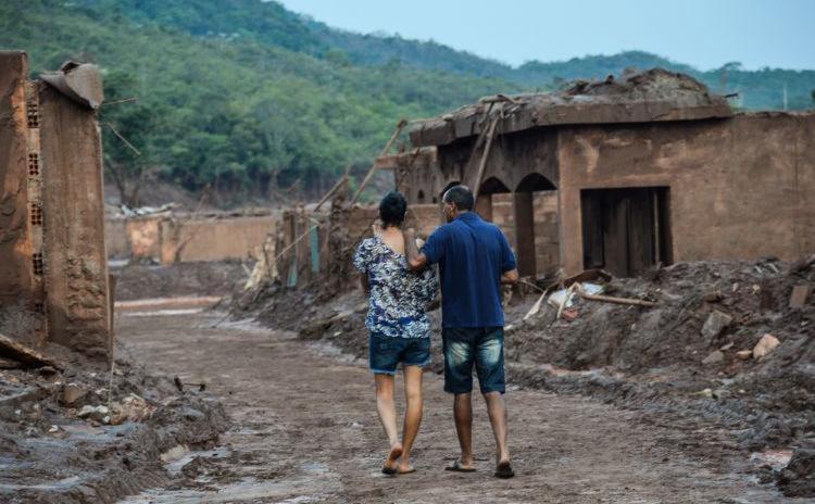 MPF denuncia 22 pessoas e quatro empresas por desastre em Mariana