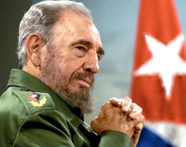 Fidel Castro morre em Cuba aos 90 anos