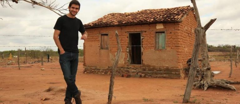 ‘Dendê na Mochila’ concorre a prêmio de melhor programa local do ano
