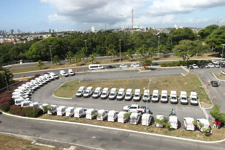 Governo do estado entrega 48 novas ambulâncias para municípios