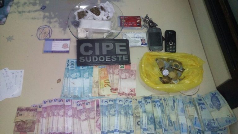 Polícia apreende drogas e prende homem com mandado aberto em Mutans