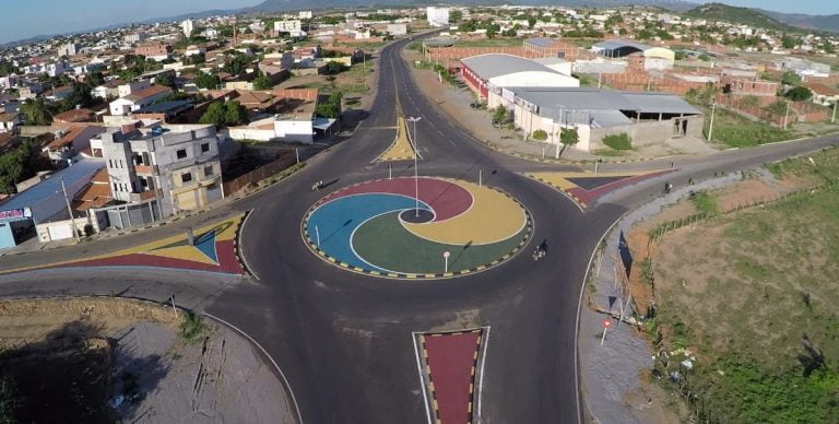 Guanambi: Pontos críticos do trânsito receberão rotatórias e semáforo