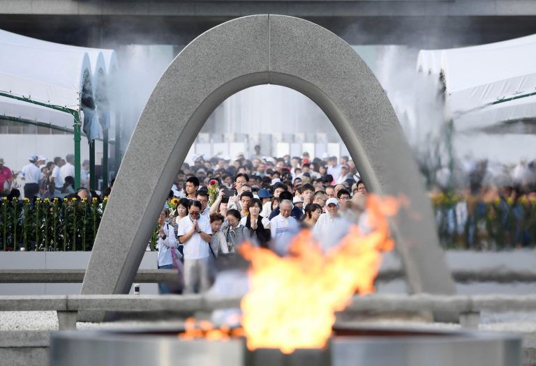 Japão relembra os 72 anos da Bomba de Hiroshima, mas não assina tratado anti-nuclear