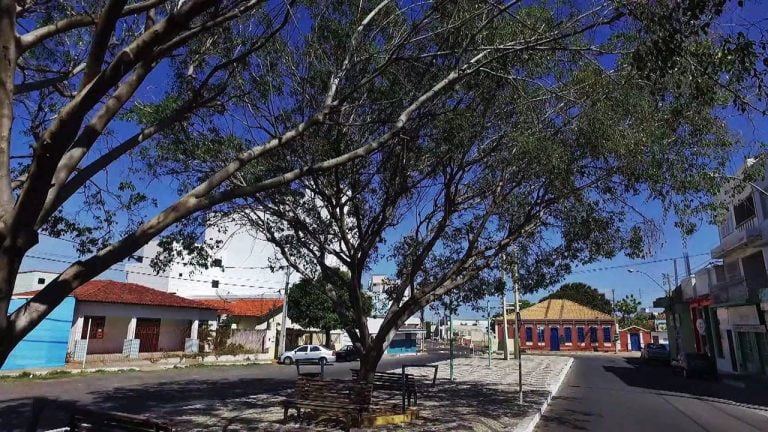 FG parabeniza Guanambi pelos seus 98 anos de emancipação política