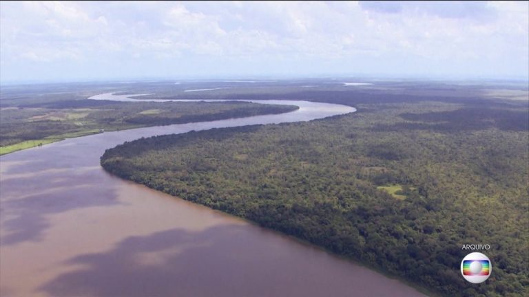 Governo extingue reserva para permitir extração de minério na Amazônia