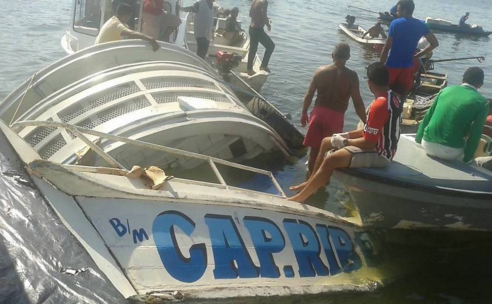Barco com 70 pessoas naufraga no Pará; sete corpos foram localizados