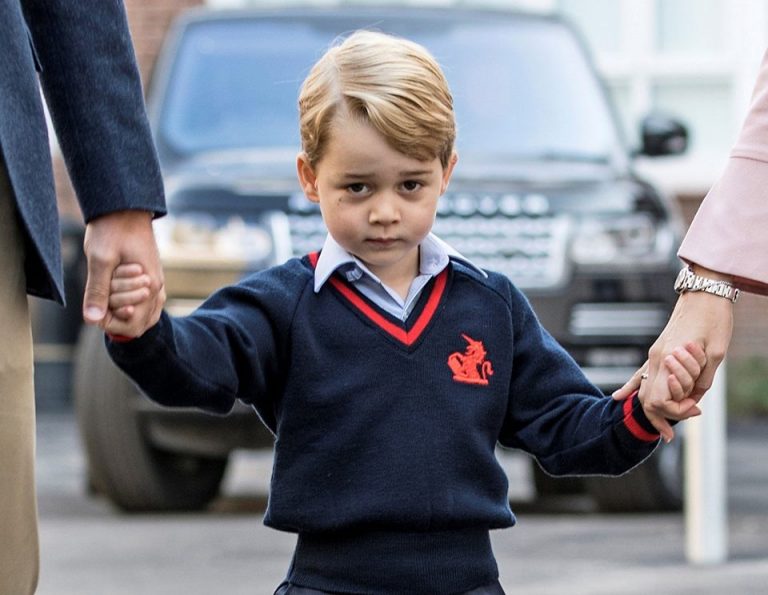 Príncipe George frequenta escola pela primeira vez
