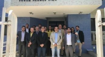 Sem gravata: advogados são impedidos de participar de reunião com desembargador em Guanambi