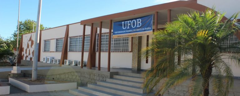 UFOB abre concurso para 45 vagas de professor