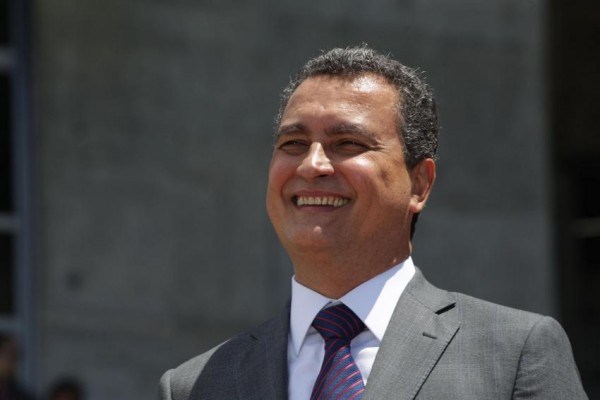 Bahia: Governador anuncia antecipação de repasse a municípios
