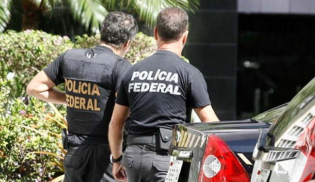PF cumpre mandado de busca e apreensão em Salvador por suspeita de fraude em prova de redação do Enem