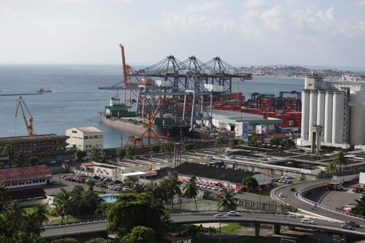Marinha aceita liberar área para construção do Centro de Convenções da Bahia no Comércio