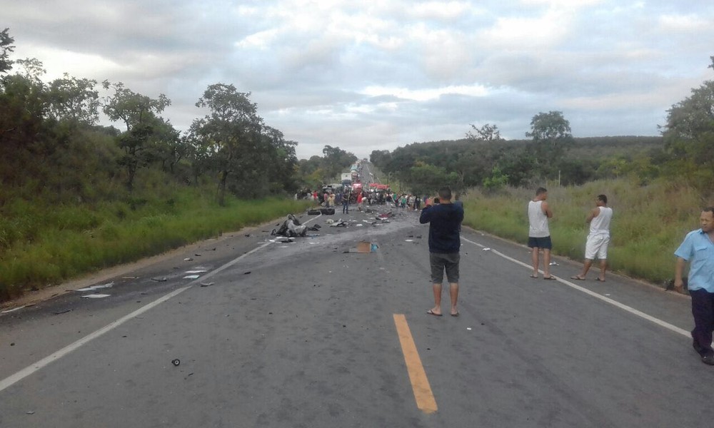 Acidente no Norte de Minas deixa sete mortos e 39 feridos
