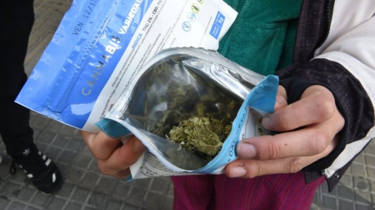 Uruguai reduz crimes ligados ao tráfico após legalização da maconha