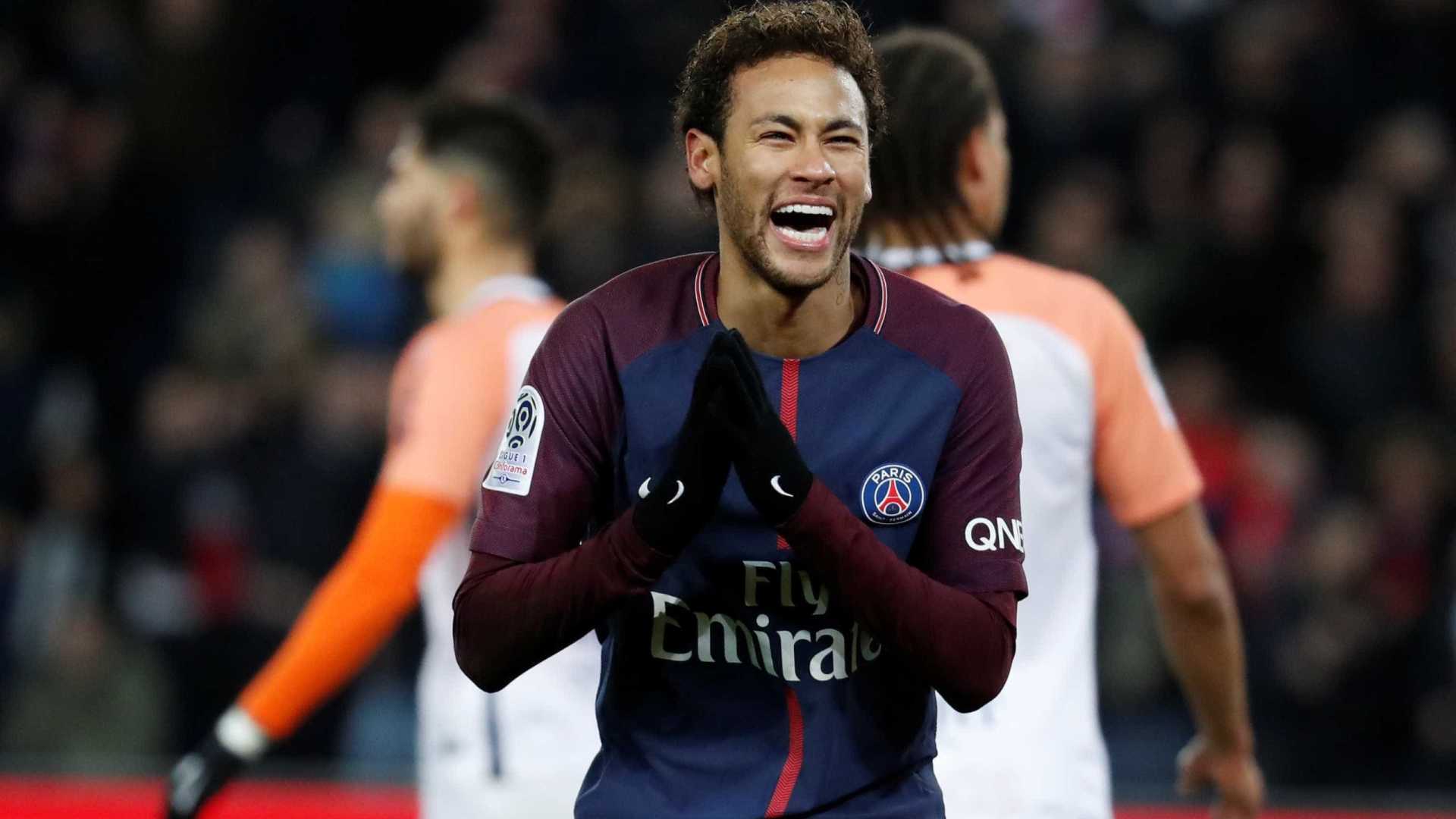 Neymar iguala mês mais artilheiro da carreira: nove gols