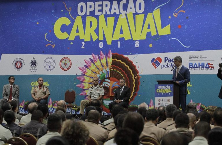 Policiais militares terão câmeras presas às fardas no Carnaval de Salvador