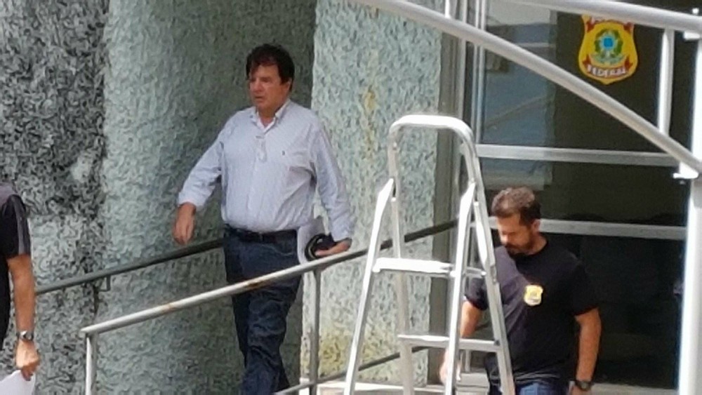 Ex-reitor da Universidade Federal de Juiz de Fora é preso pela Polícia Federal
