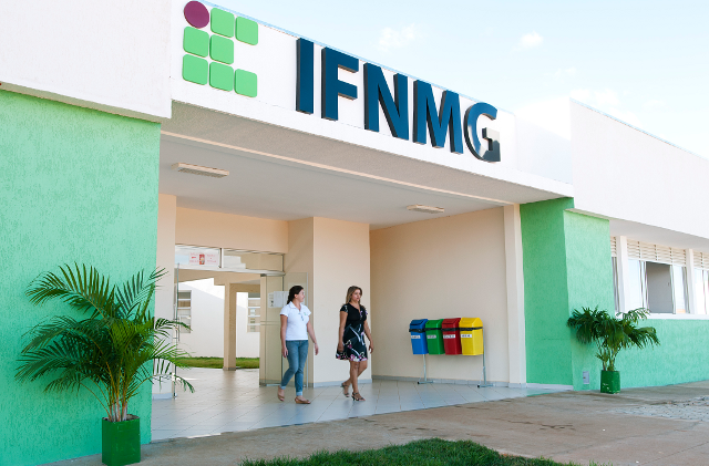 IFNMG oferece 30 vagas para curso de energia fotovoltaica