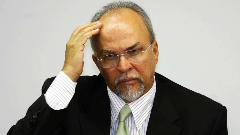 Mário Negromonte vira réu e é afastado do TCM-BA