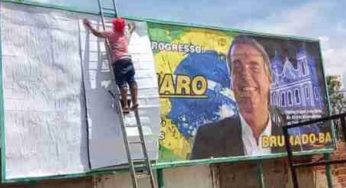 Após ordem da Justiça Eleitoral, outdoor de Bolsonaro é retirado em Brumado
