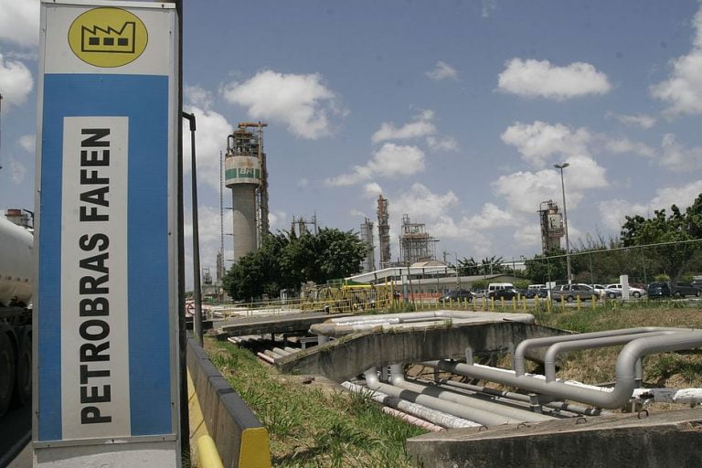 Fechamento de fábrica de fertilizantes da Petrobrás vai custar 700 empregos