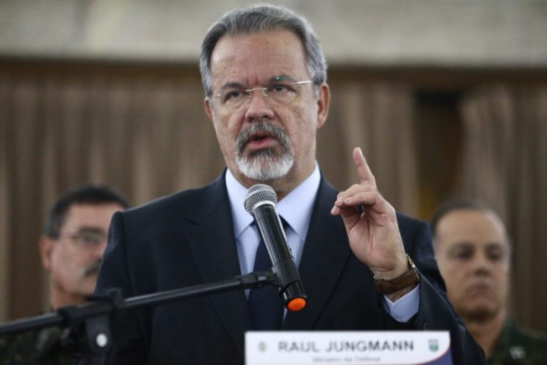 Ministro da Segurança Pública anuncia concurso para Polícia Federal e PRF