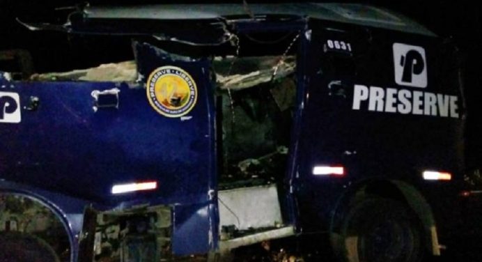 Bandidos explodem carro-forte em Juazeiro