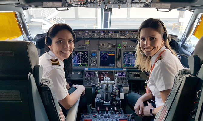 Número de mulheres que pilotam aeronaves no Brasil cresceu 106% em 2 anos