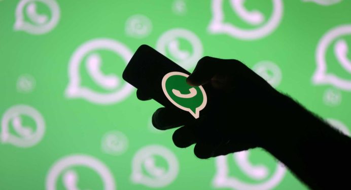 WhatsApp vai passar a notificar mensagens reenviadas
