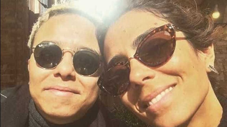 ‘Vai ter casal gay na sua timeline, sim’, diz Maria Gadú com a mulher