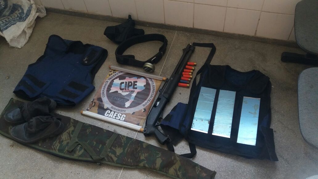 Operação Monte Pascoal: Polícia cumpre mandados de prisão e apreende armas