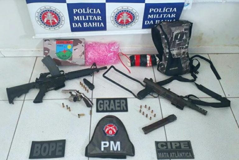 Três suspeitos de explosão em transportadora de valores morrem em confronto com a polícia
