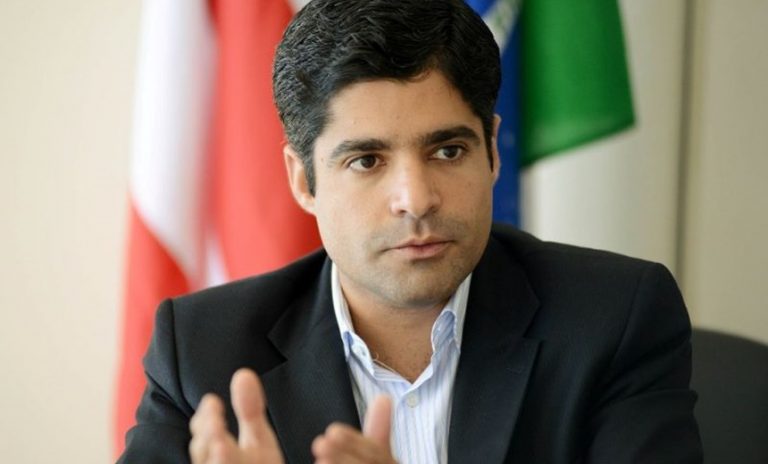 ACM Neto desiste de disputar o governo da Bahia