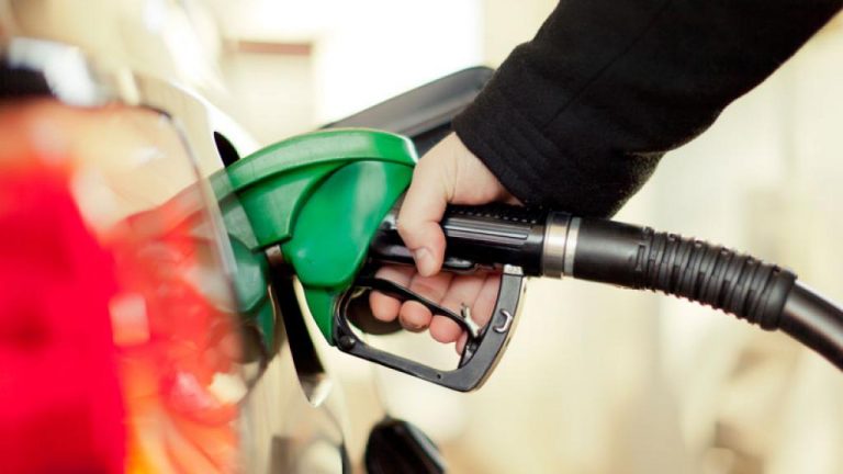 Petrobras aumenta preço da gasolina para distribuidoras