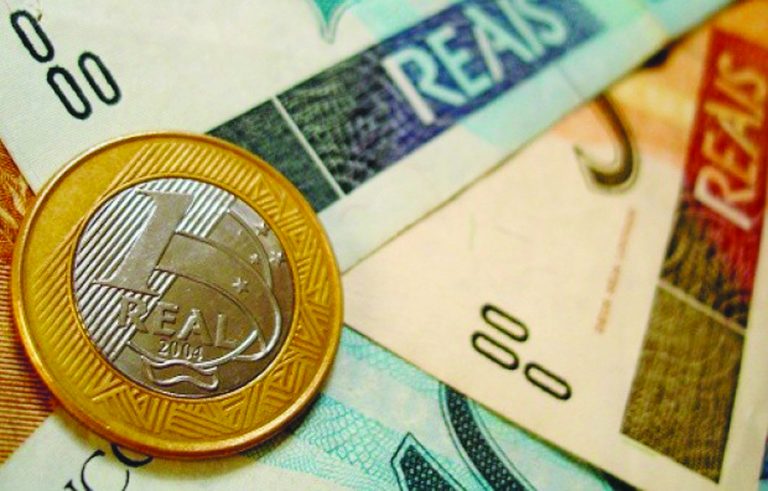 Atividade econômica tem queda de 0,13% no primeiro trimestre